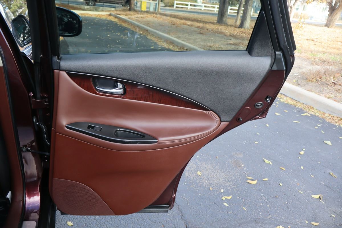 Used 2015 INFINITI QX50 Journey w/ Premium Package image 25