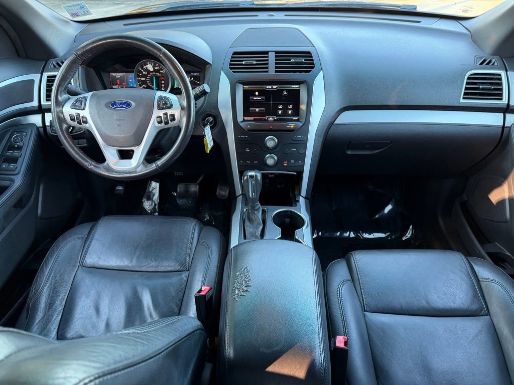 Used 2015 Ford Explorer XLT w/ Equipment Group 202B image 14