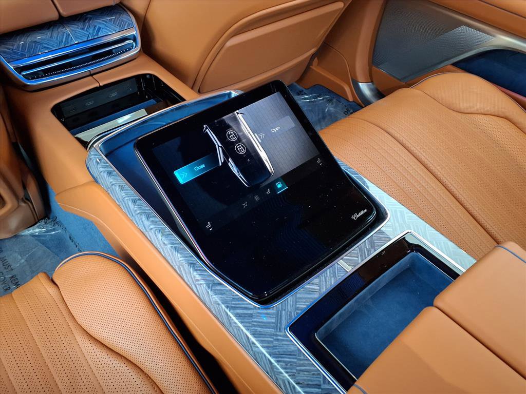 New 2025 Cadillac Celestiq image 12