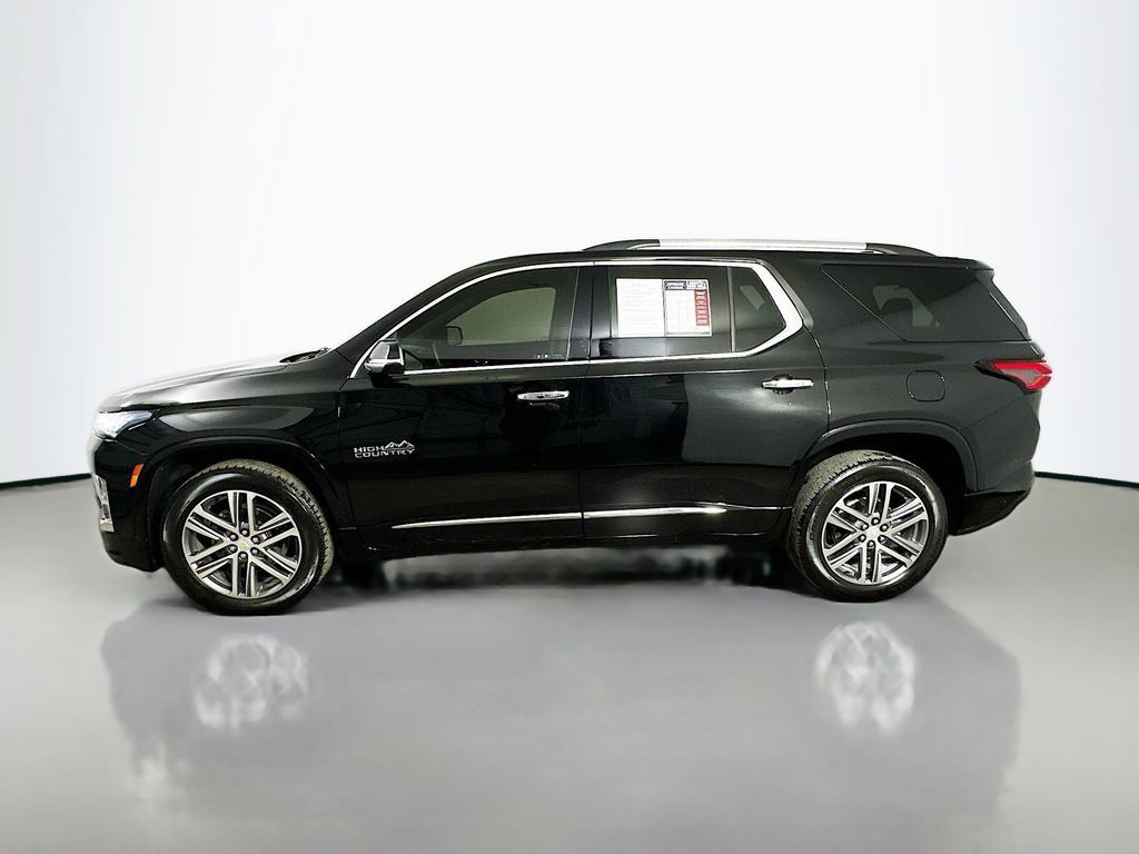 Used 2023 Chevrolet Traverse High Country image 5