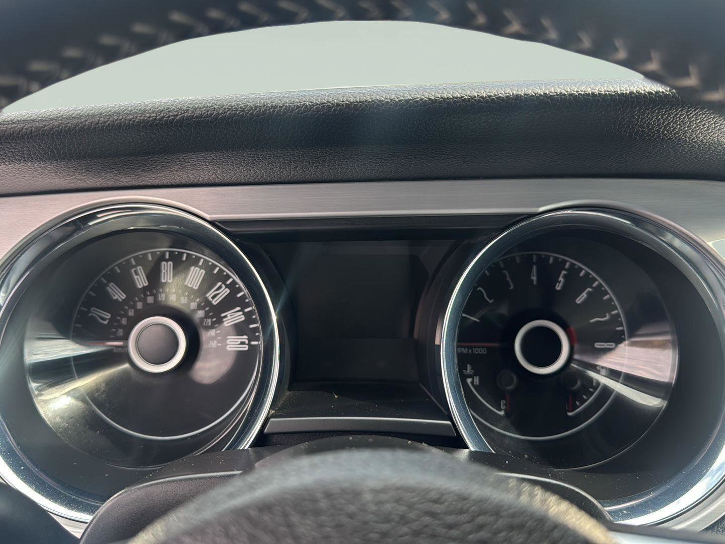 Used 2014 Ford Mustang Premium RWD image 14