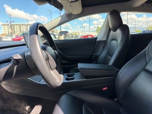 Used 2018 Tesla Model 3 Mid Range RWD image 22