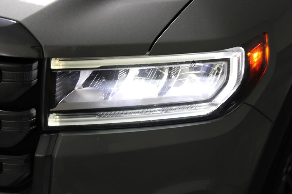 Used 2023 GMC Acadia AT4 w/ Preferred Package image 59