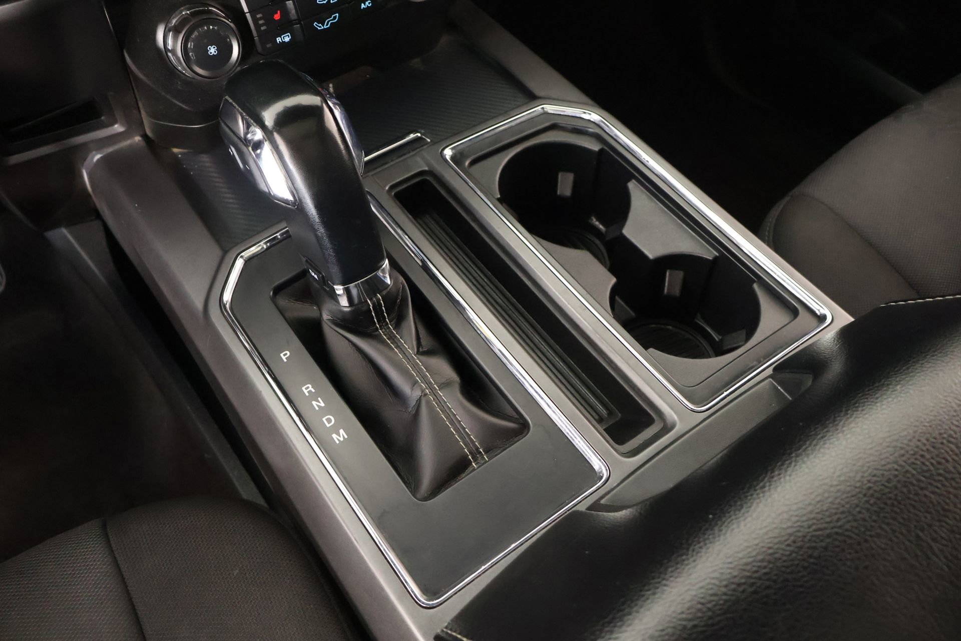 Used 2020 Ford F150 XLT w/ Equipment Group 302A Luxury AWD/4WD image 10