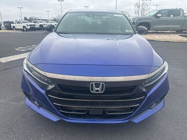 Used 2022 Honda Accord Sport image 2
