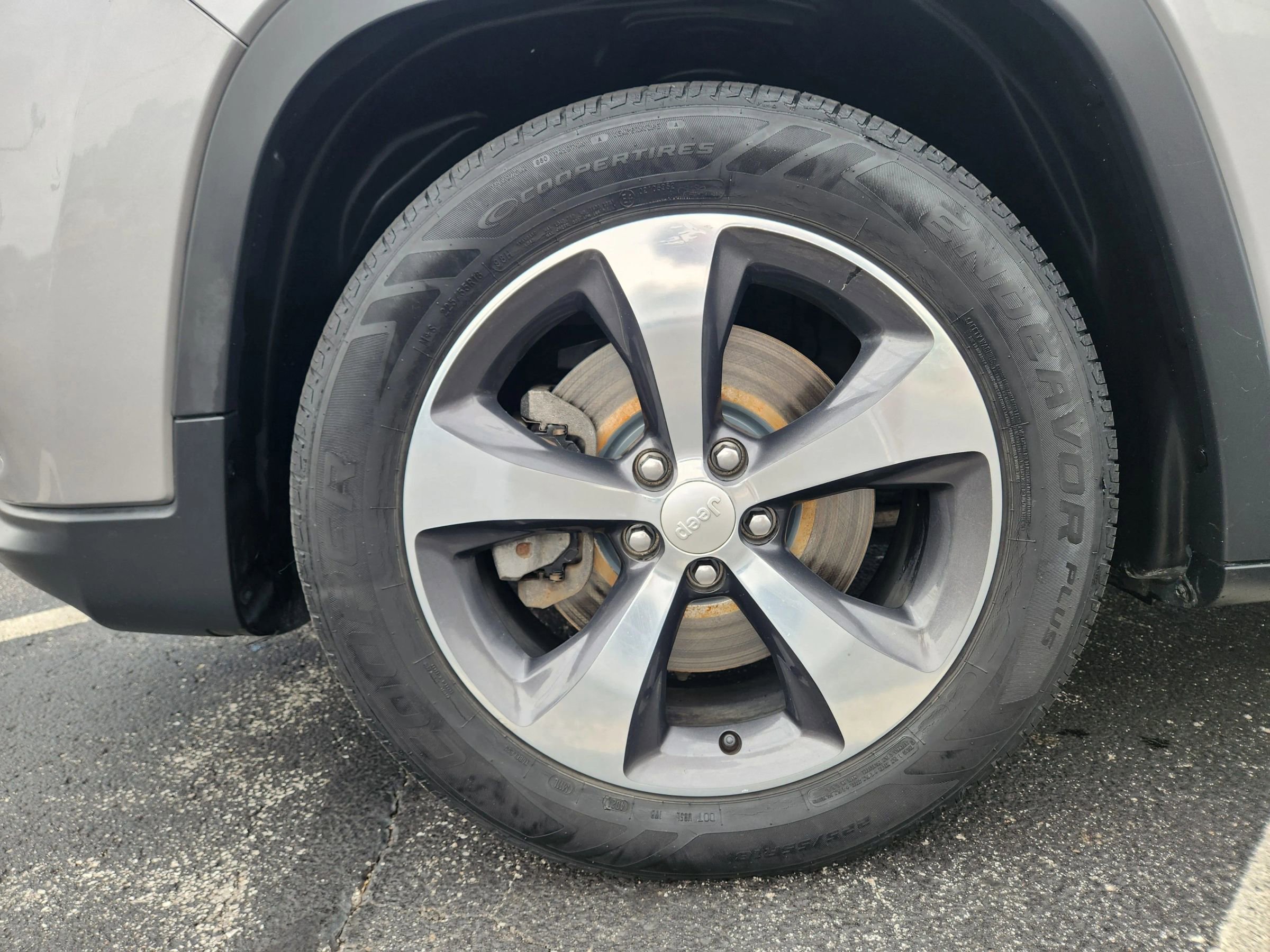 Used 2019 Jeep Cherokee Limited image 63