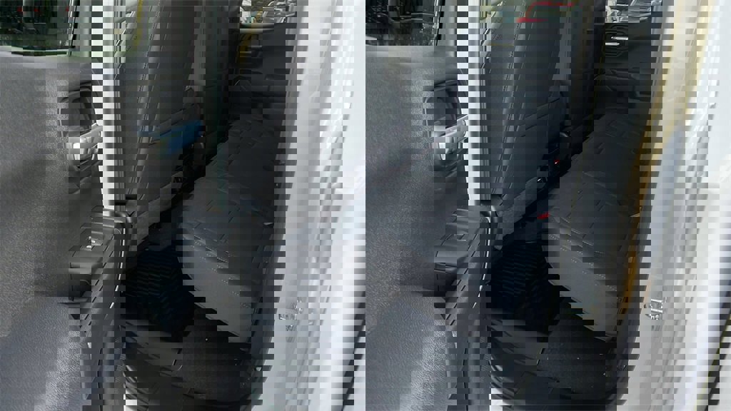 New 2026 Chevrolet Silverado 1500 Custom w/ Turbomax Blackout Package image 17