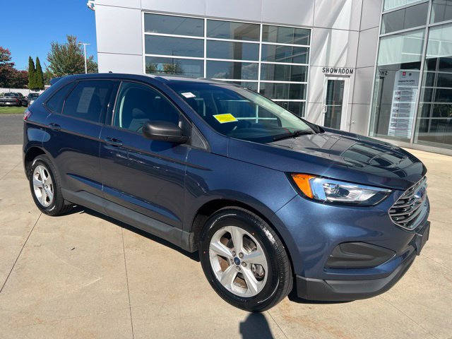 Used 2019 Ford Edge SE FWD image 2