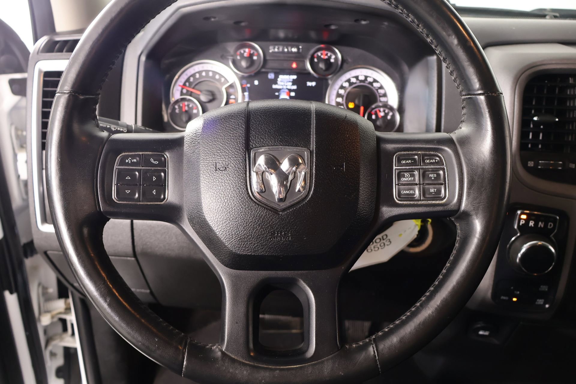 Used 2019 RAM 1500 Classic SLT w/ Luxury Group AWD/4WD image 3