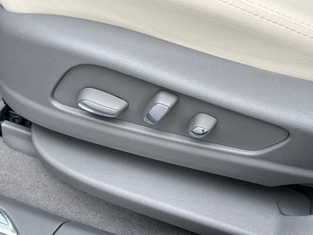 New 2026 Cadillac XT5 Premium Luxury w/ LPO, Floor Liner Package image 7