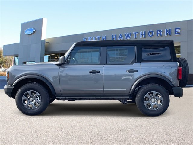 New 2025 Ford Bronco 4-Door image 4