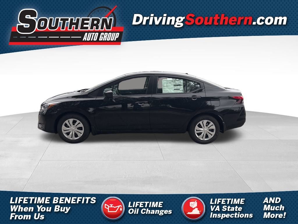New 2025 Nissan Versa S w/ Trunk Package