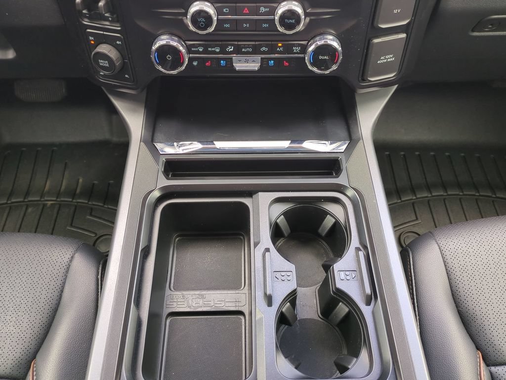 Used 2026 Ford F250 Lariat w/ Lariat Premium Package AWD/4WD image 23
