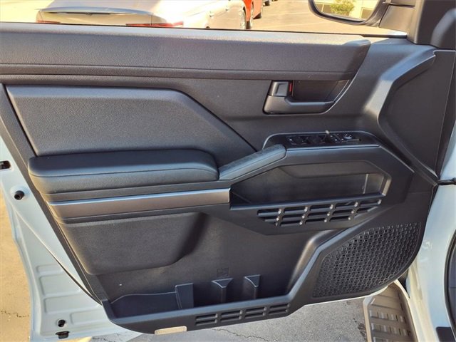 Used 2025 Toyota 4Runner SR5 image 12