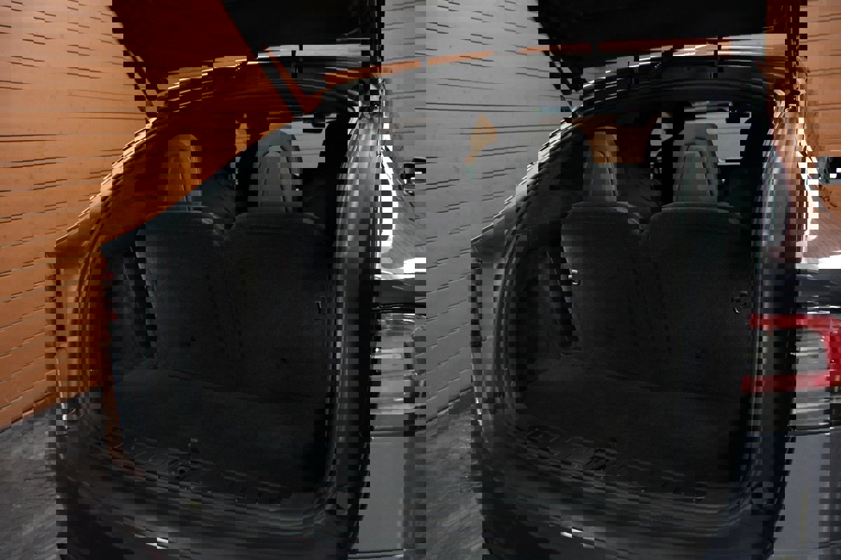 Used 2022 Tesla Model X Plaid image 53