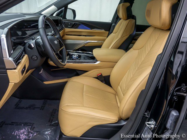 Used 2025 Cadillac Escalade IQ Luxury 2 AWD/4WD image 11