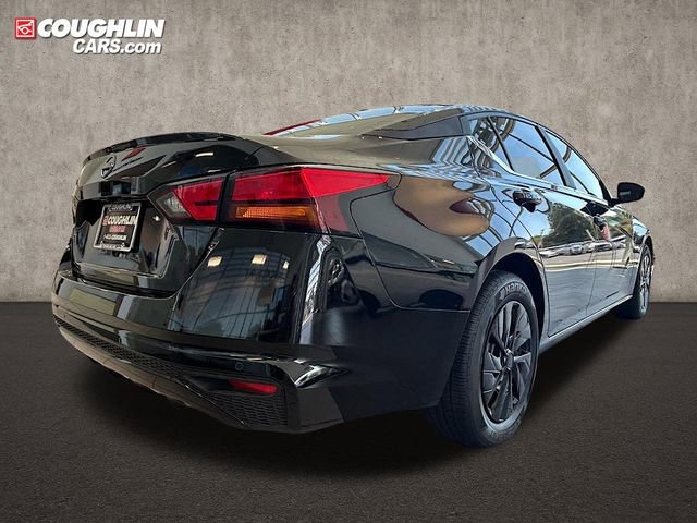 New 2025 Nissan Altima 2.5 S image 8