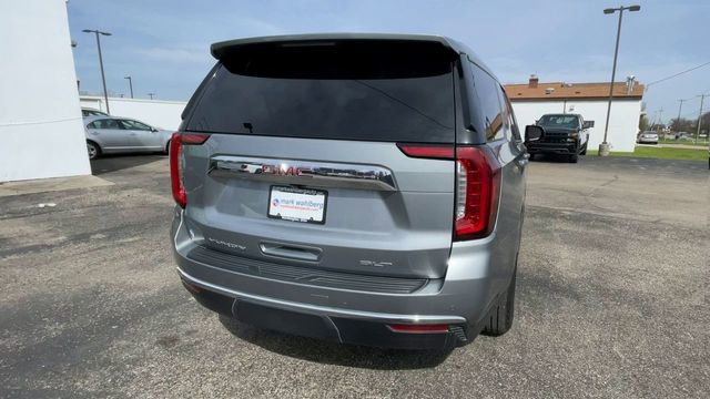 Used 2024 GMC Yukon SLT w/ SLT Premium Package image 9