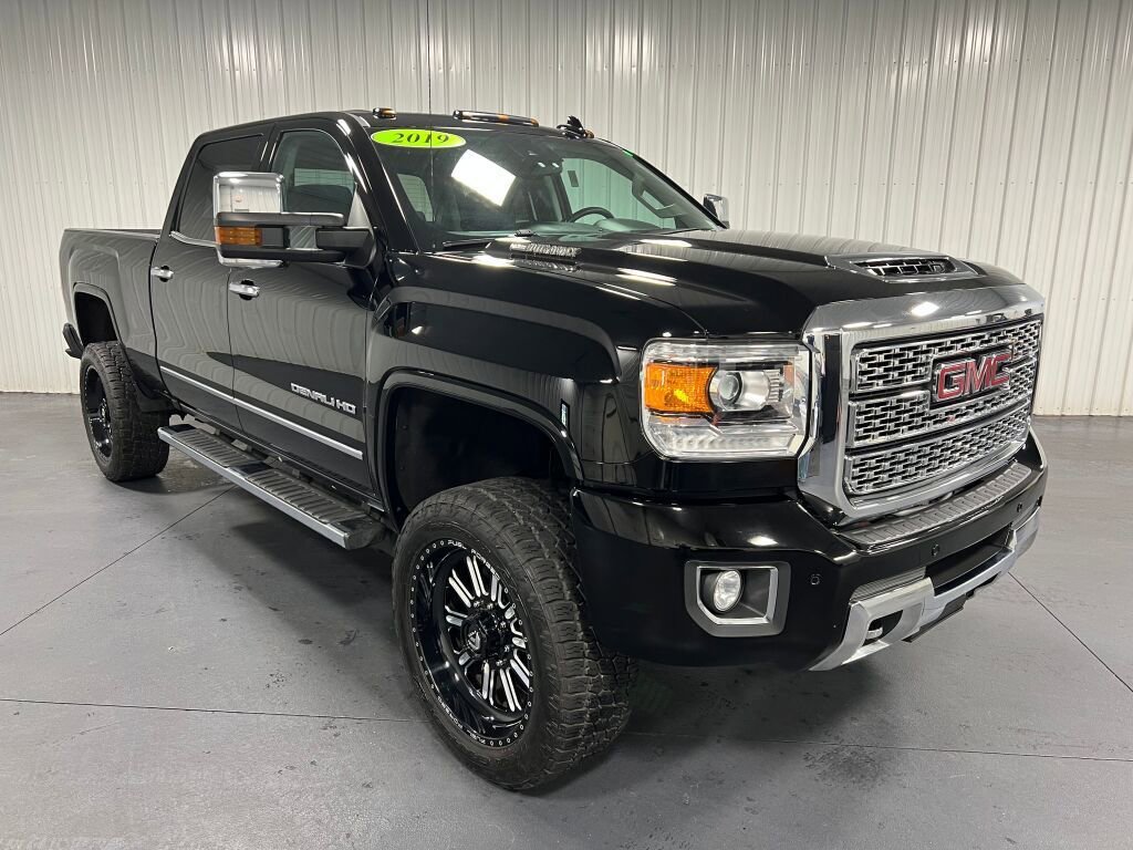 Used 2019 GMC Sierra 2500 Denali w/ Duramax Plus Package image 21