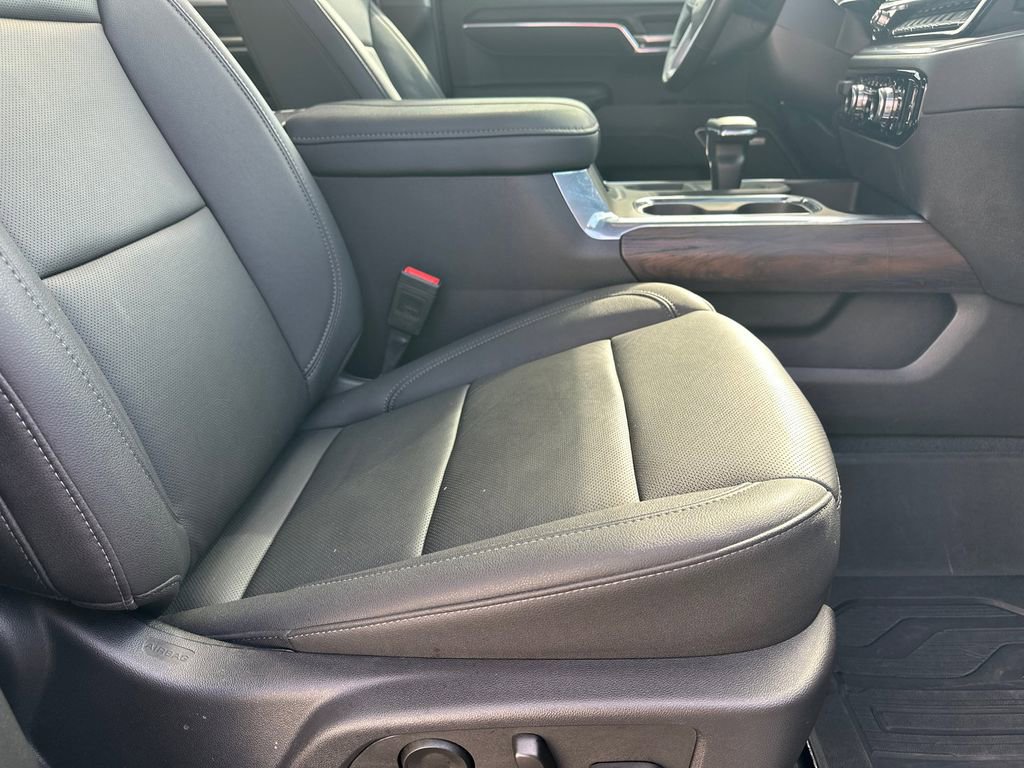Used 2025 GMC Sierra 1500 SLT w/ SLT Premium Plus Package image 14
