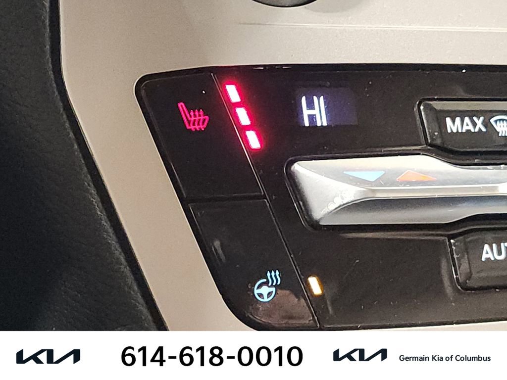 Used 2020 Ford Explorer XLT w/ Equipment Group 202A image 29