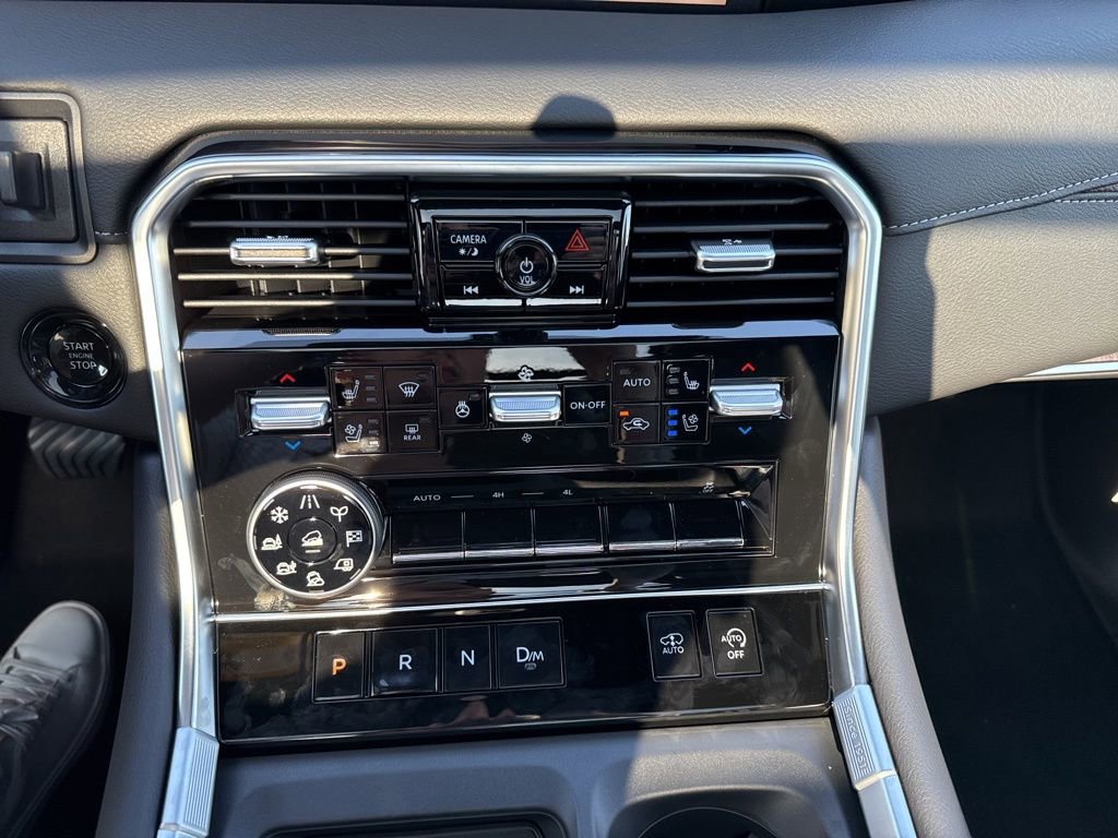 New 2025 Nissan Armada Platinum Reserve image 15