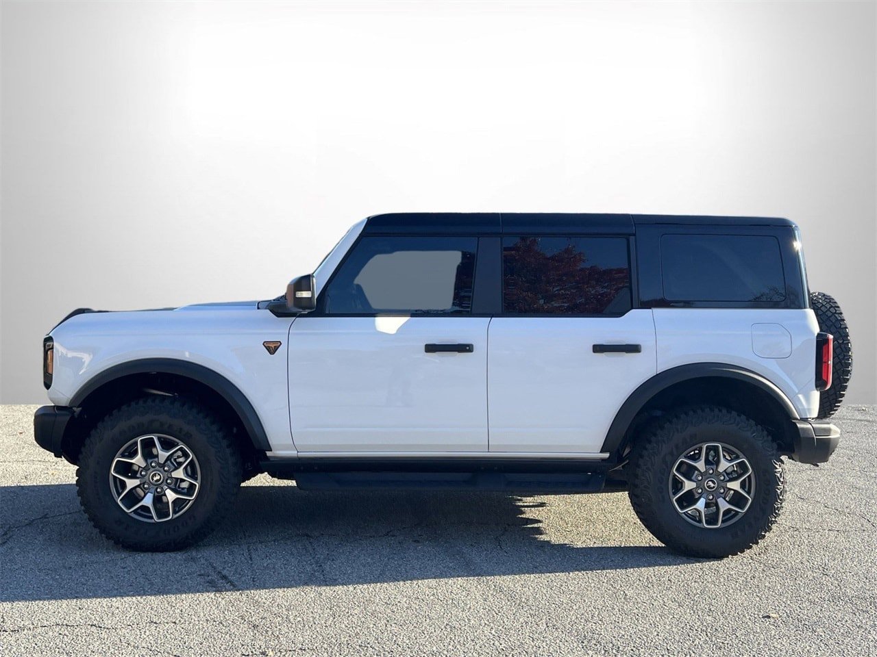 New 2025 Ford Bronco Badlands AWD/4WD image 23