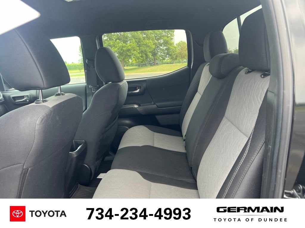 Used 2023 Toyota Tacoma TRD Off-Road AWD/4WD image 19