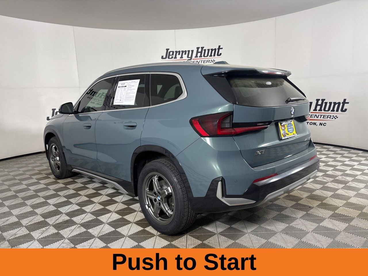 Used 2023 BMW X1 xDrive28i w/ Premium Package image 7