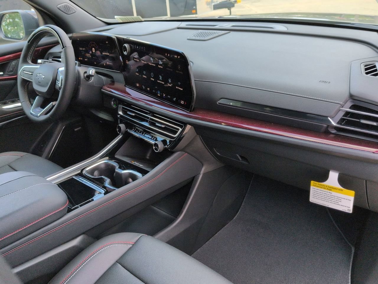 New 2026 Chevrolet Traverse Z71 w/ Enhanced Driving Package AWD/4WD image 27