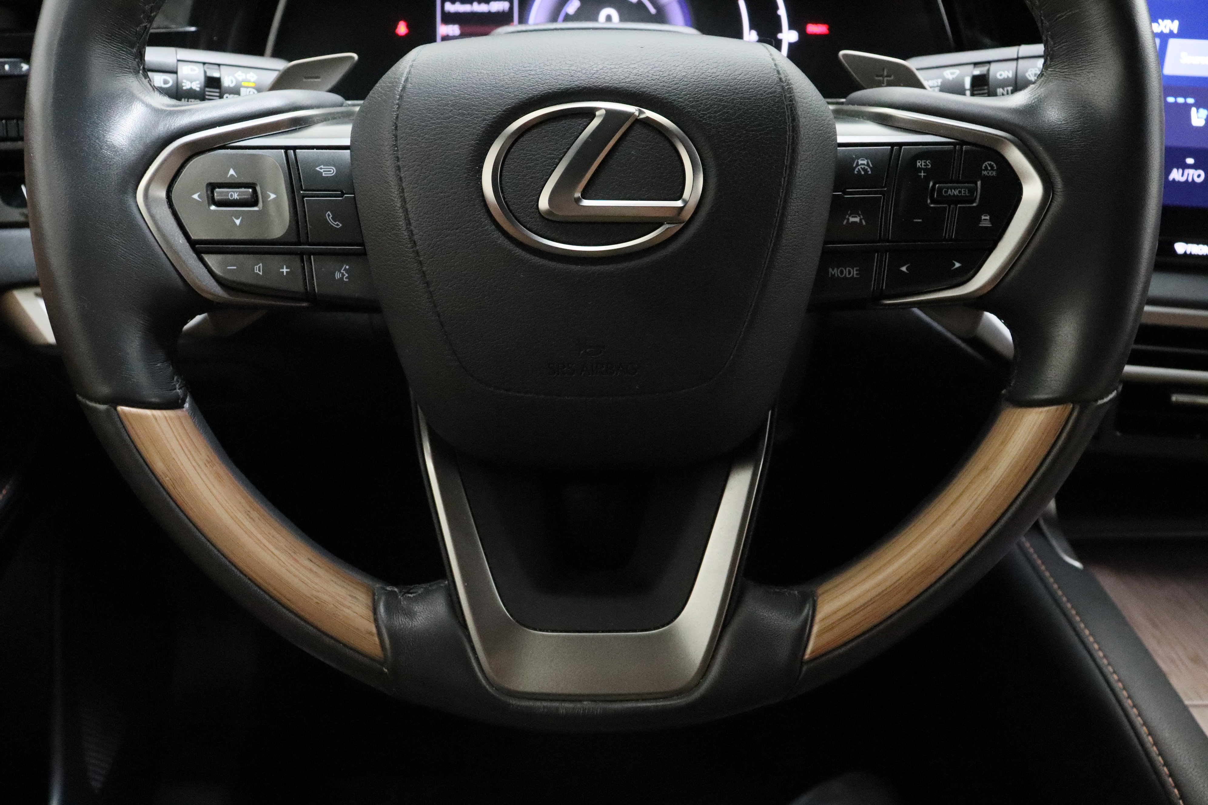 Used 2024 Lexus RX 350h w/ Convenience Package image 24