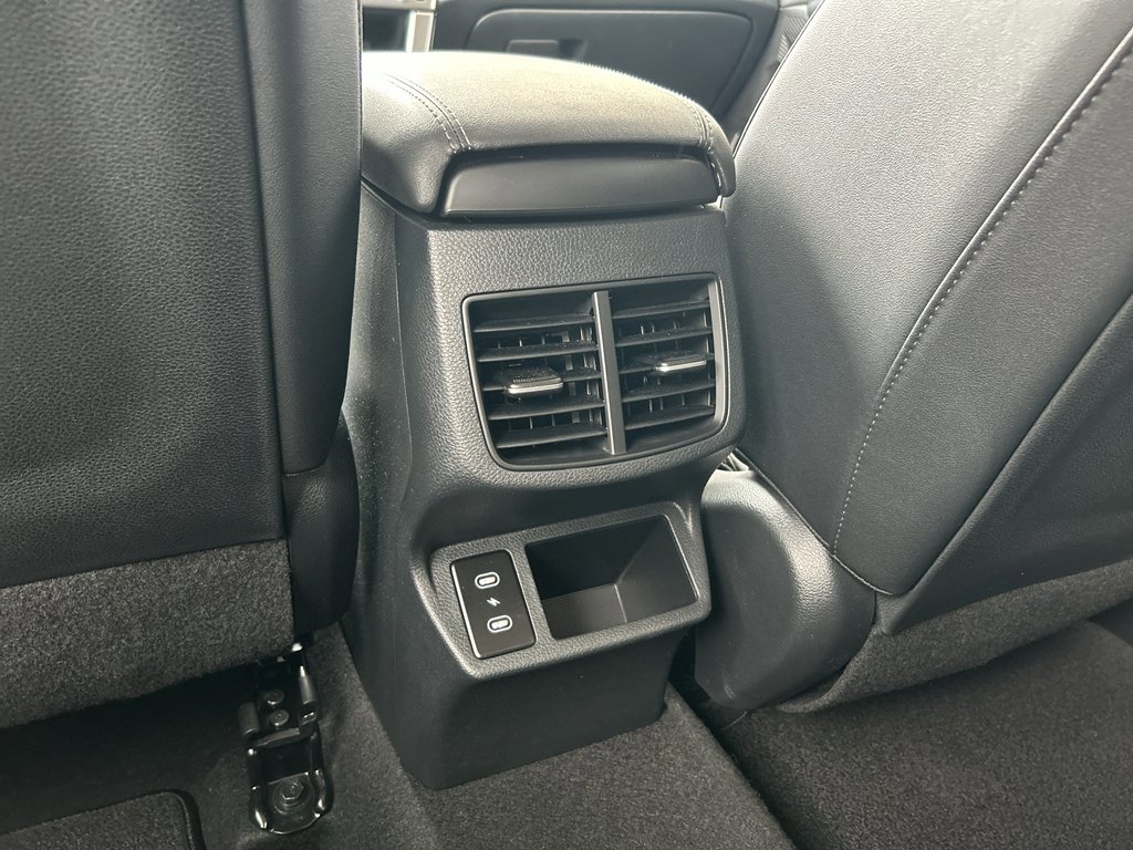 Certified 2025 Kia Seltos X-Line AWD/4WD image 15