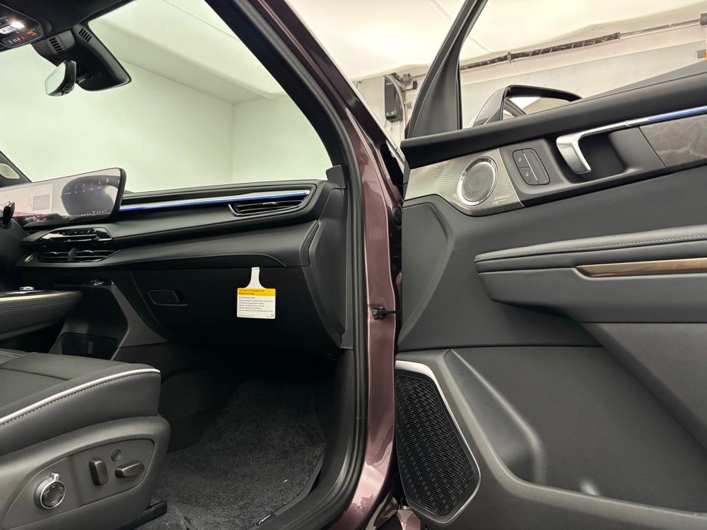 New 2026 Buick Enclave Avenir w/ Super Cruise Package image 38