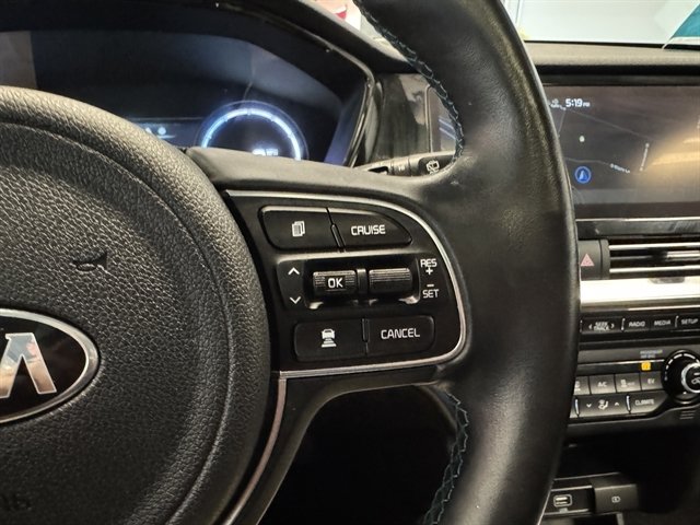 Used 2021 Kia Niro EX Premium w/ Cold Weather Package image 20