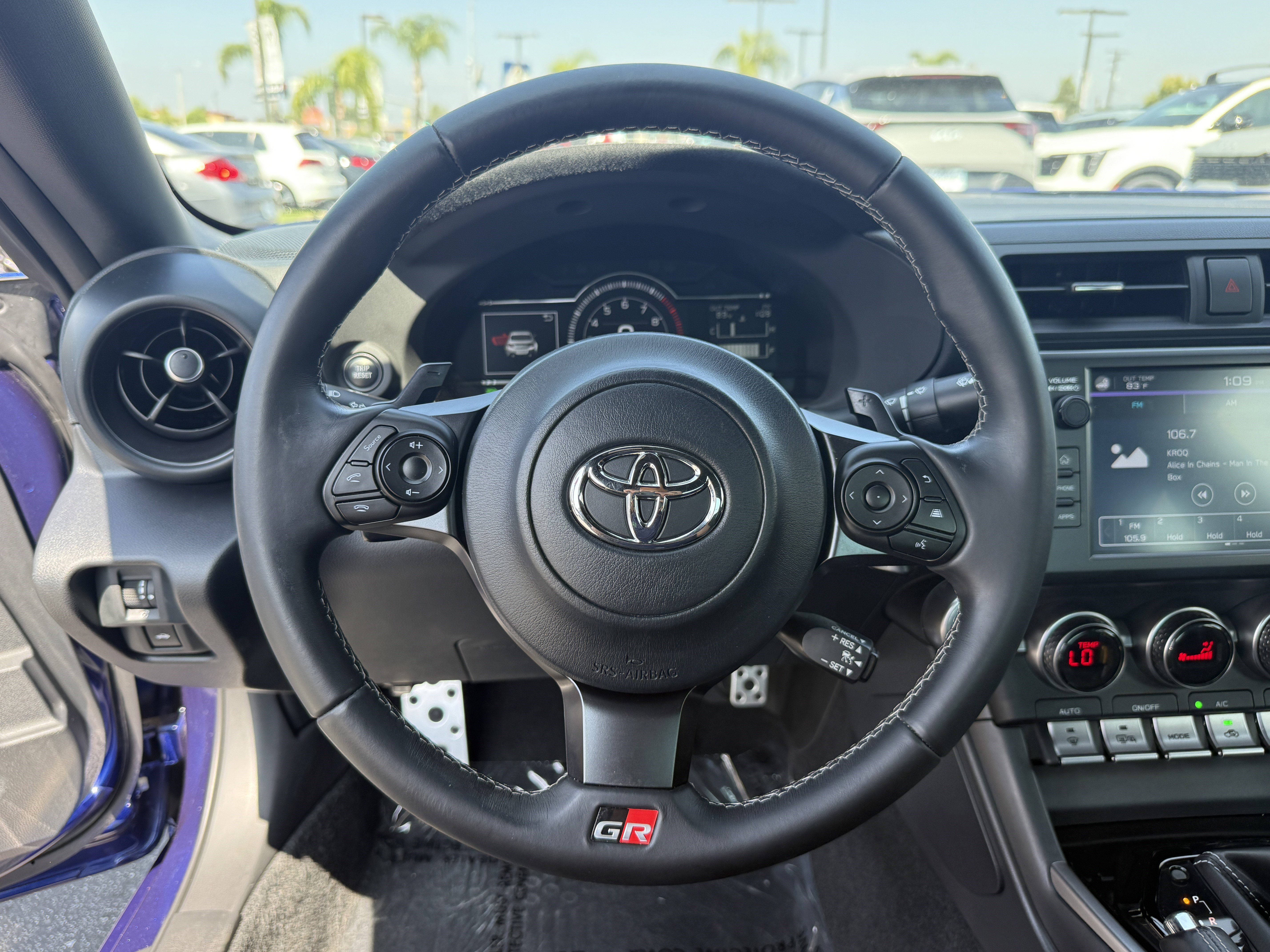 Used 2023 Toyota GR86 Premium w/ ALL Weather Mat Package (TMS) image 17