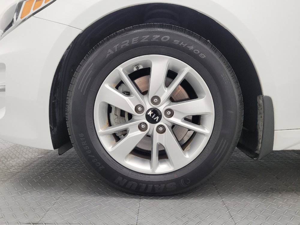 Used 2018 Kia Optima LX FWD image 31