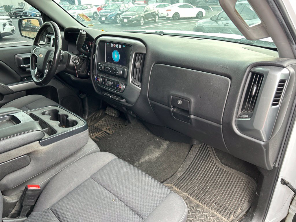 Used 2017 Chevrolet Silverado 1500 LT w/ All Star Edition AWD/4WD image 34