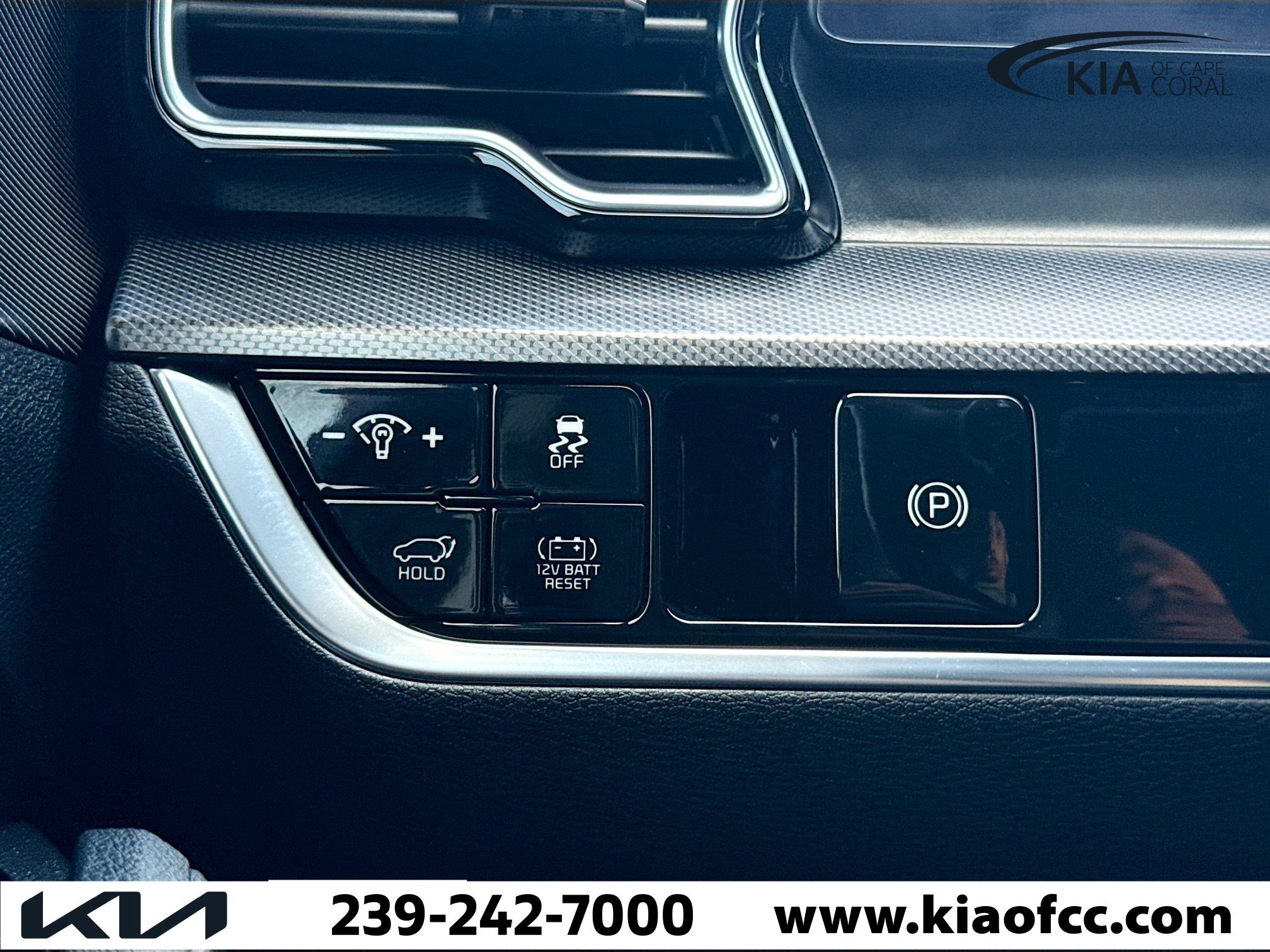 Used 2024 Kia Sportage SX Prestige AWD/4WD image 35