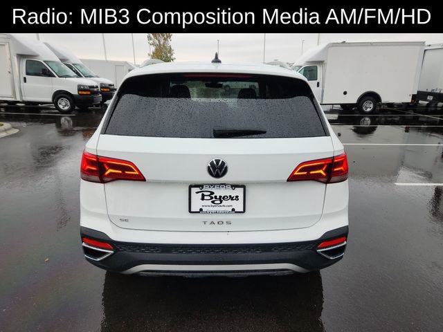 Used 2024 Volkswagen Taos SE image 7