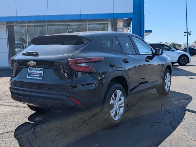 New 2026 Chevrolet Trax LS image 7