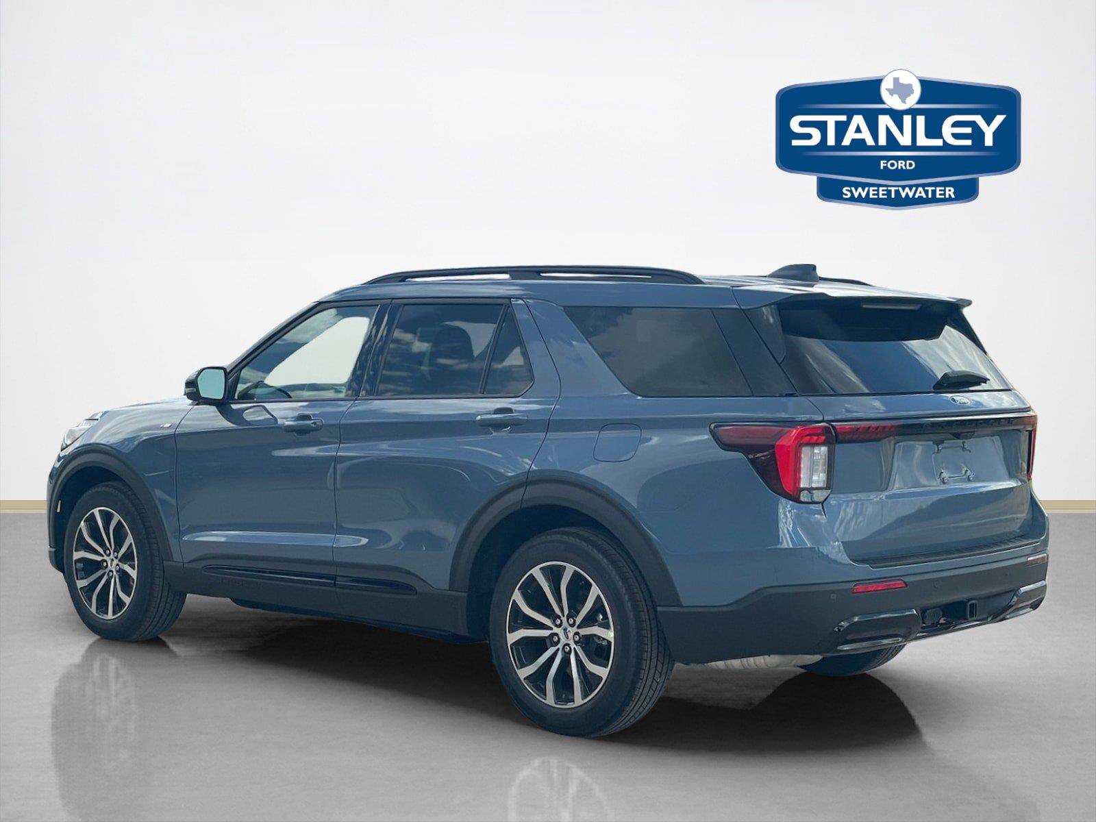 New 2027 Ford Explorer ST-Line RWD image 5