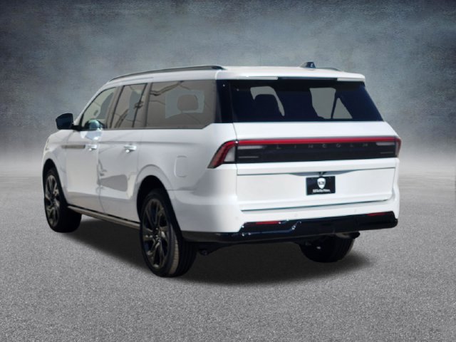 New 2027 Lincoln Navigator L Reserve w/ Jet Appearance Package AWD/4WD image 5