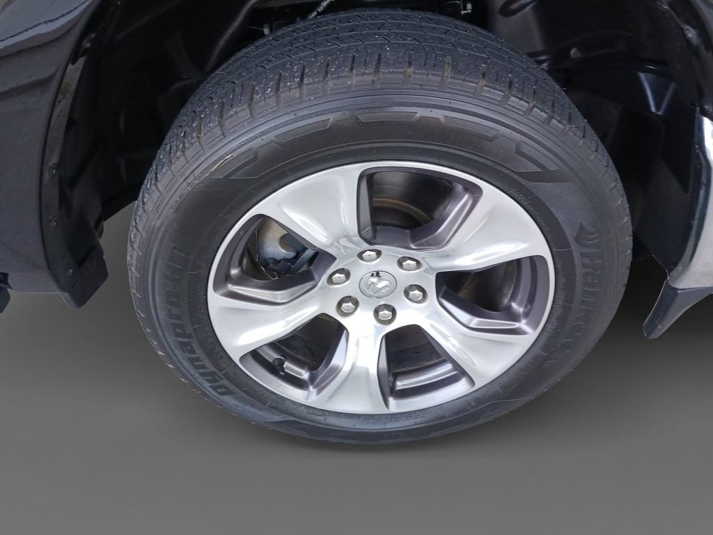 Used 2021 RAM 1500 Laramie AWD/4WD image 16