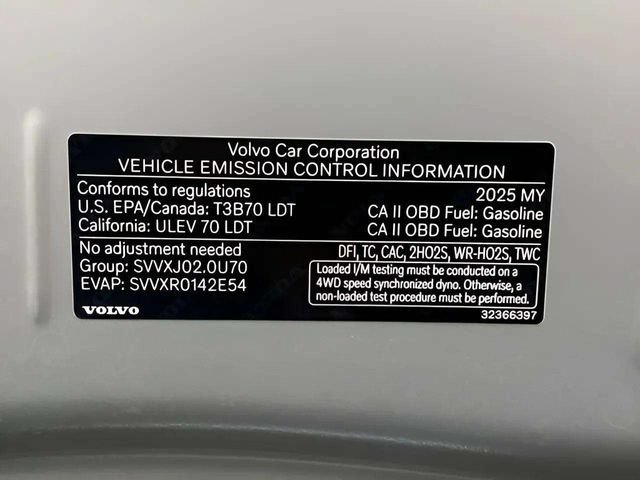 Used 2025 Volvo V60 B5 Cross Country Plus AWD/4WD image 88