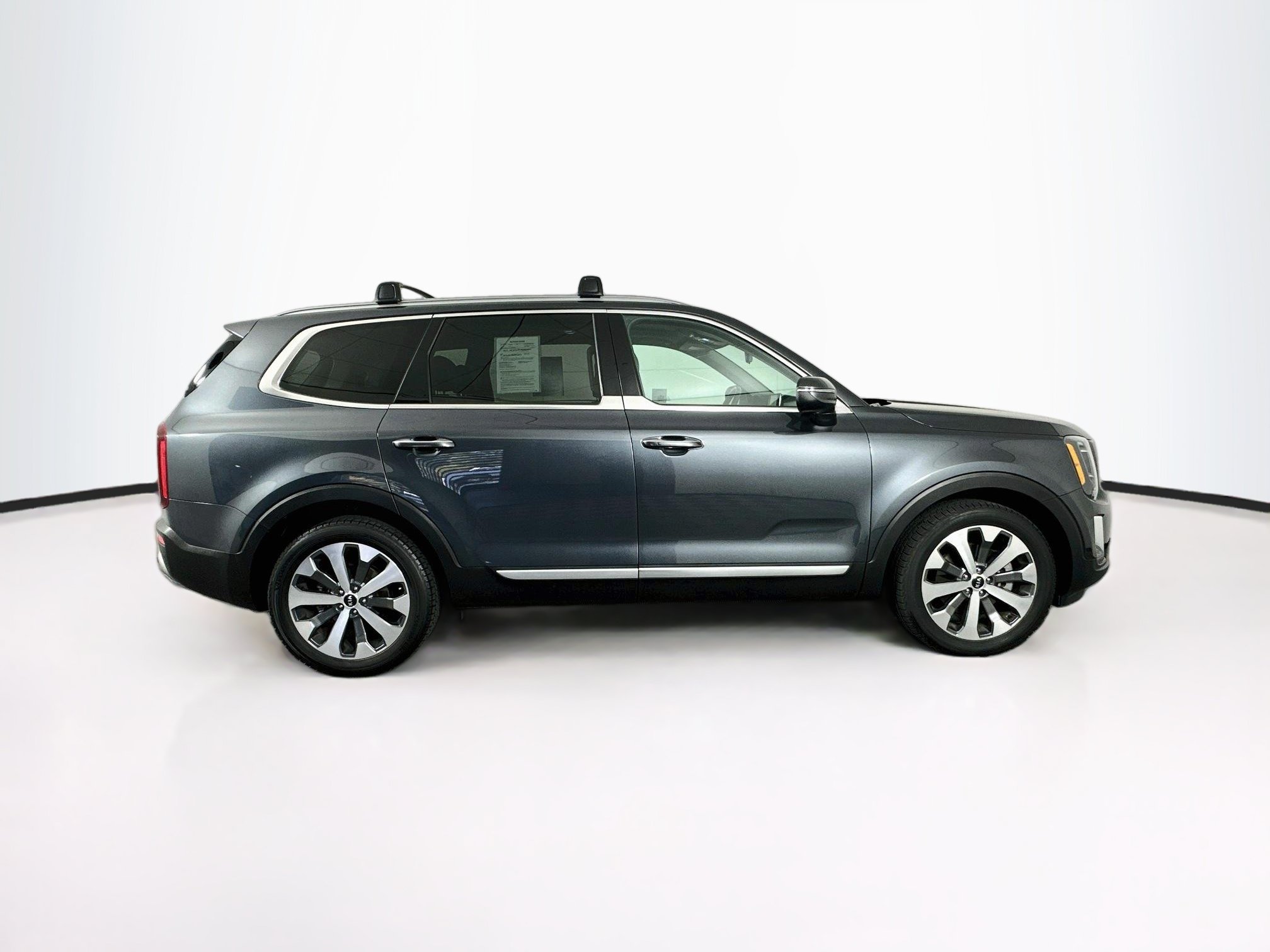 Used 2021 Kia Telluride S AWD/4WD image 10