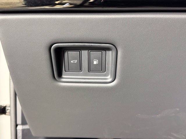 Used 2025 Land Rover Range Rover Sport Dynamic SE AWD/4WD image 28