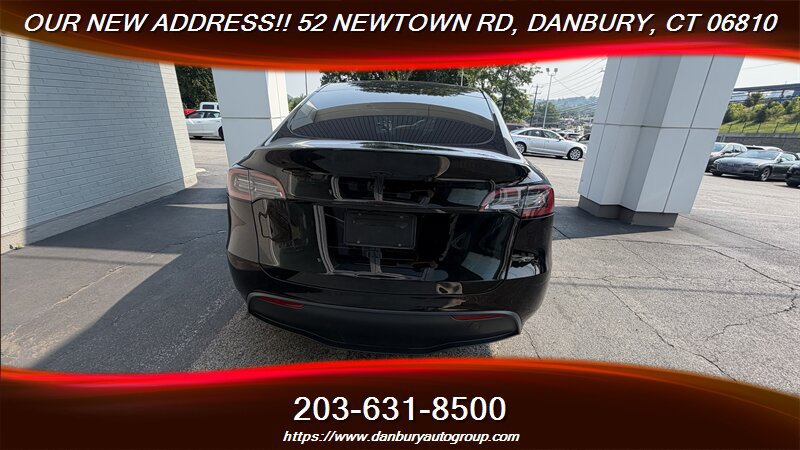 Used 2024 Tesla Model Y 2WD image 4