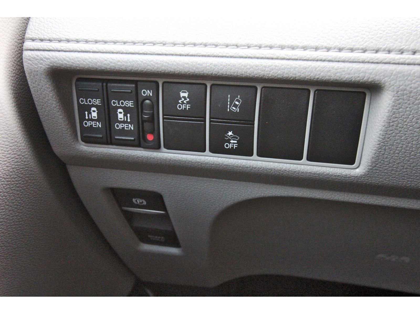 Used 2019 Honda Odyssey EX image 23