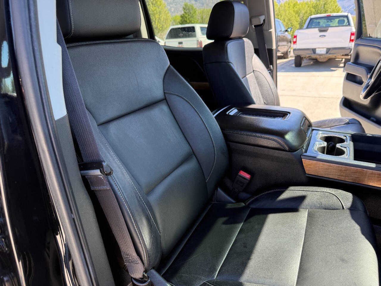 Used 2016 Chevrolet Silverado 1500 LTZ w/ LTZ Plus Package image 29