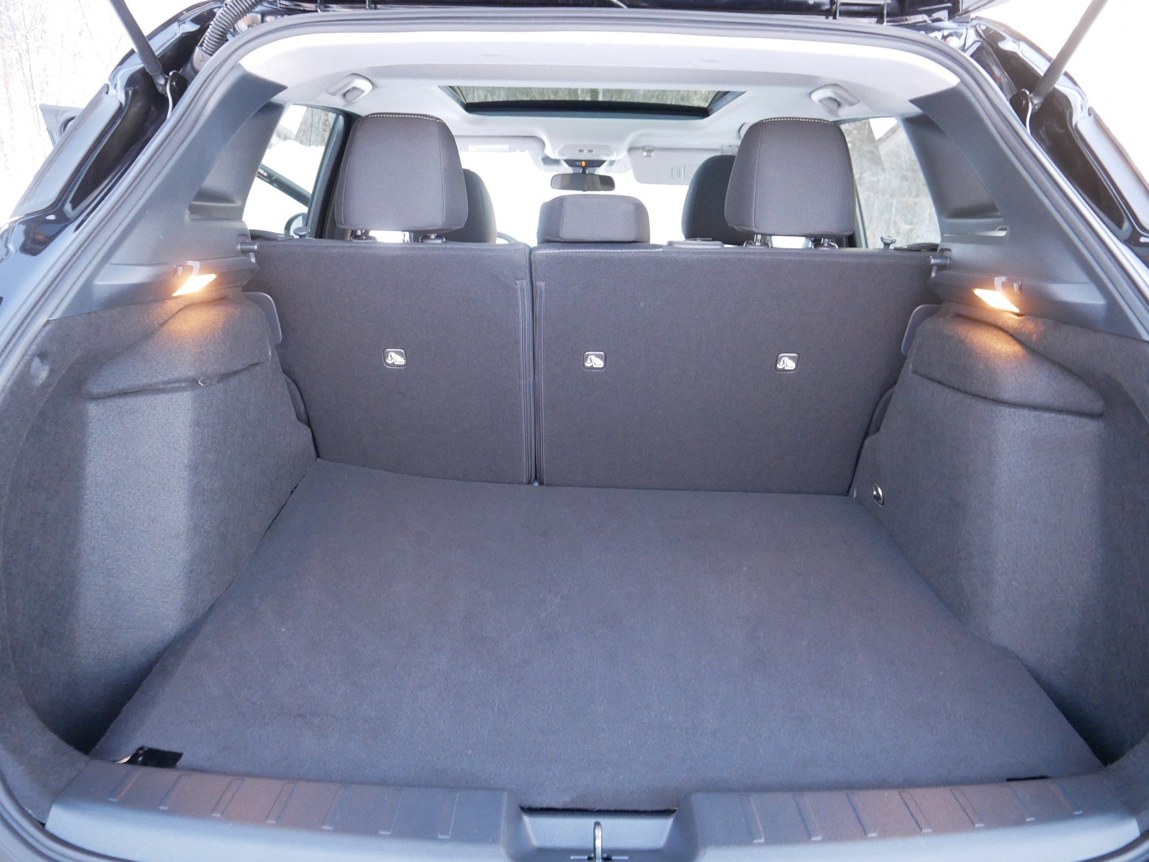 Certified 2025 Nissan Kicks SV w/ SV Premium Package image 18